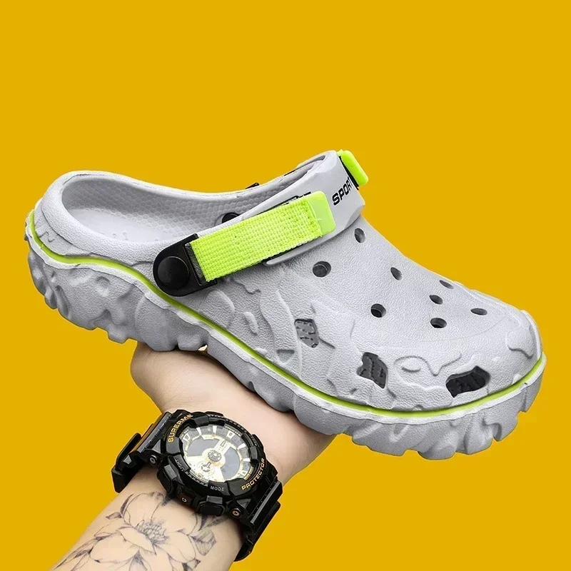2025 Factory Cheap EVA Men's Clogs Shoes Lightweight Wholesale Plastic Clog Men Beach Working Sandals With Men Clogs&Mules