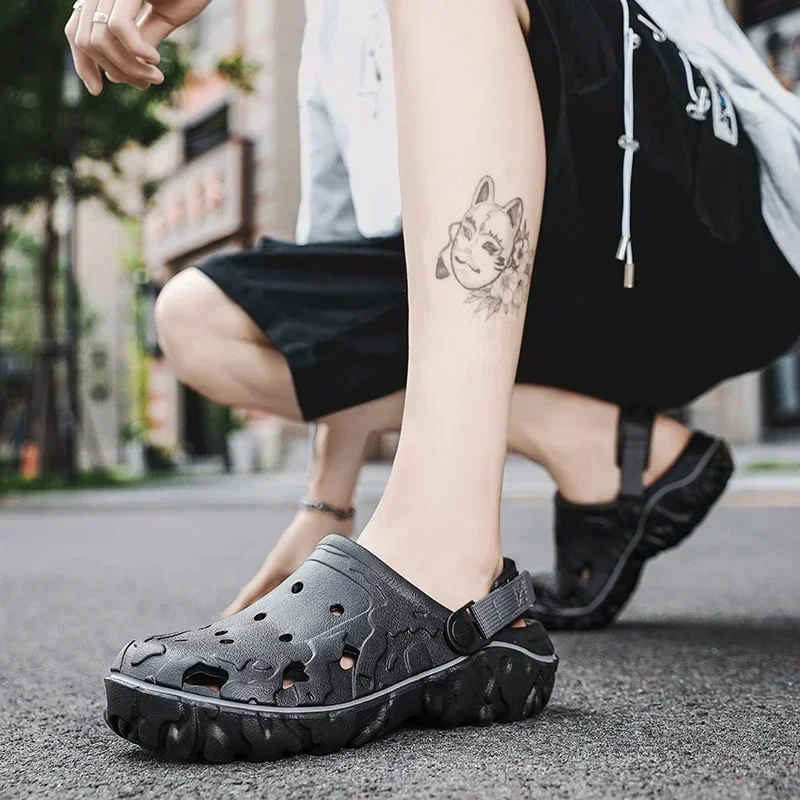 2025 Factory Cheap EVA Men's Clogs Shoes Lightweight Wholesale Plastic Clog Men Beach Working Sandals With Men Clogs&Mules - Image 5